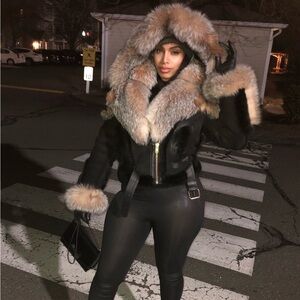 CHRISTMAS GIFT ALERT!!! Women's Black and Fur Trim Jacket with hat.